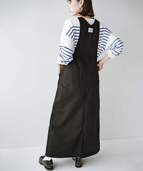 haco!（ハコ）の「LadyLee シンプルなトップスと合わせるだけでこなれ見え 大人に似合うオーバーオールスカート（サロペット/オーバーオール・レディース・ブラック/インディゴブルー/ブラウン・MEDIUM/SMALL）」の17枚目の写真