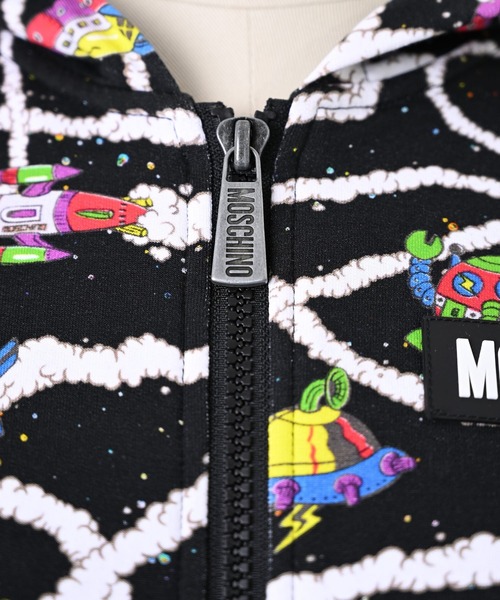 MOSCHINO（モスキーノ）の「【MOSCHINO KIDS】スペースジップパーカー（パーカー・レディース・ブラック・12Y/14Y）」の3枚目の写真