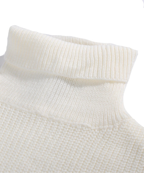 neos（ネオス）の「【neos -addictive design-】ルーズシルエット タートルネック サイドスリット ベルト ニット ベスト（ベスト・メンズ・ホワイト/ブラック・MEDIUM/LARGE/X-LARGE）」の9枚目の写真