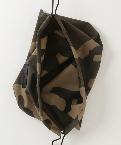TOFF&LOADSTONE(トフアンドロードストーン)の「バッグ イン ポーチ カモフラージュ(ポーチ・メンズ・カーキ・FREE)」の2枚目の写真