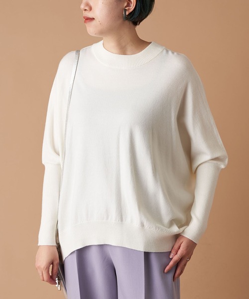 un dix cors（アンディコール）の「袖すっきり華奢見えニット　ビエラヤーンバックボリュームニット（ニット/セーター・レディース・オフホワイト/ブラック/モカ/ブルー・FREE）」の2枚目の写真