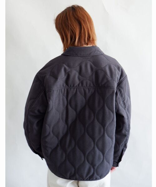 MANASTASH(マナスタッシュ)の「MANASTASH/マナスタッシュ W's PADDING JKT パディングジャケット(ブルゾン・レディース・ナチュラル/チャコール・MEDIUM)」の3枚目の写真