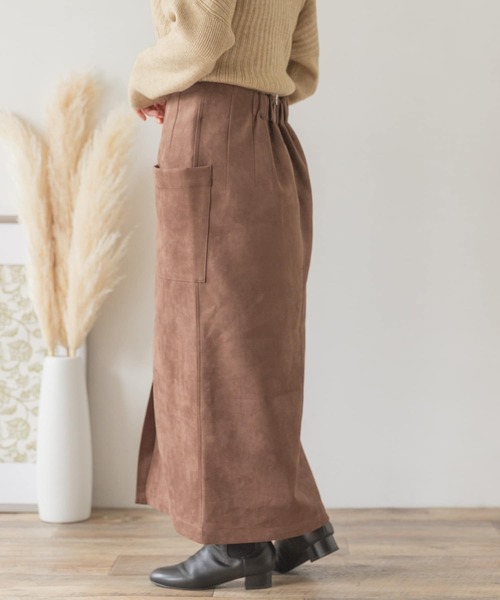 ITEMS URBANRESEARCH（アイテムズ アーバンリサーチ）の「フェイクスエードタイトスカート（スカート・レディース・ブラウン/カーキ/グレー系その他/スミクロ/モカ・FREE）」の7枚目の写真