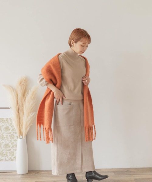 ITEMS URBANRESEARCH（アイテムズ アーバンリサーチ）の「フェイクスエードタイトスカート（スカート・レディース・ブラウン/カーキ/グレー系その他/スミクロ/モカ・FREE）」の16枚目の写真