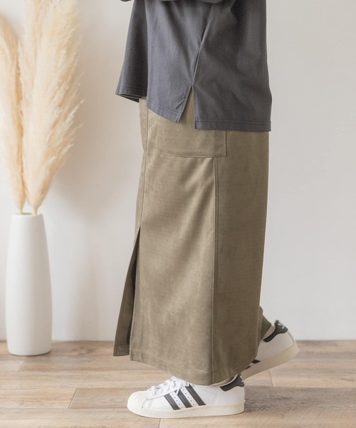 ITEMS URBANRESEARCH（アイテムズ アーバンリサーチ）の「フェイクスエードタイトスカート（スカート・レディース・ブラウン/カーキ/グレー系その他/スミクロ/モカ・FREE）」の9枚目の写真