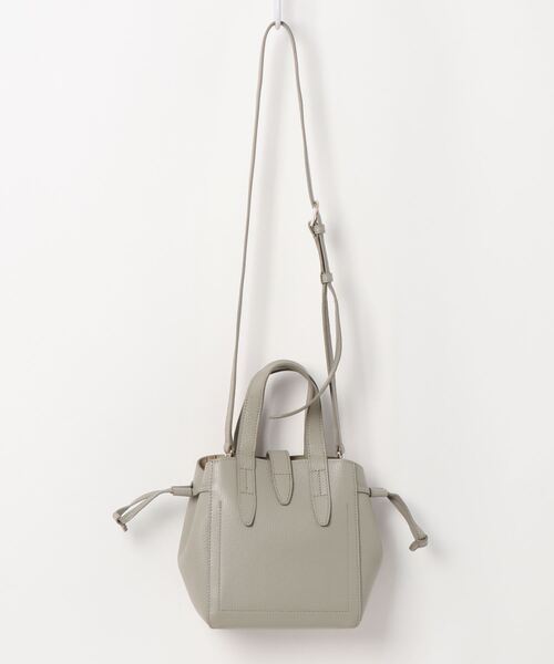 FURLA（フルラ）の「FURLA NET MINI TOTE（トートバッグ・レディース・ベージュ・ONE SIZE）」の2枚目の写真