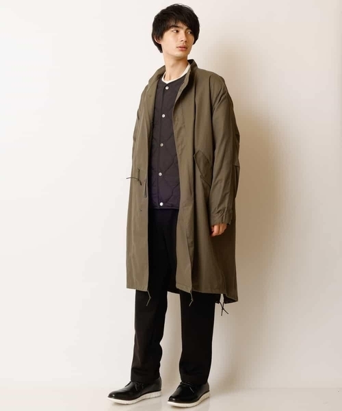 a.v.v(アーヴェヴェ)の「【イージーケア/洗濯機で洗える】ワイドシルエットスタンドモッズコート(モッズコート・メンズ・カーキ・44/46/48)」の8枚目の写真