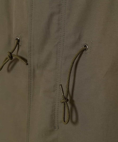 a.v.v(アーヴェヴェ)の「【イージーケア/洗濯機で洗える】ワイドシルエットスタンドモッズコート(モッズコート・メンズ・カーキ・44/46/48)」の21枚目の写真