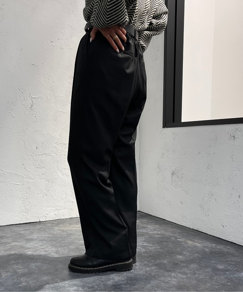 apres jour mignon(アプレジュールミニョン)の「センタープレススラックス【ZOZOTOWN限定アイテム】(スラックス・レディース・ブルー/マスタード/ブラック/グリーン系その他2/ボルドー・X-LARGE/SMALL/MEDIUM)」の9枚目の写真