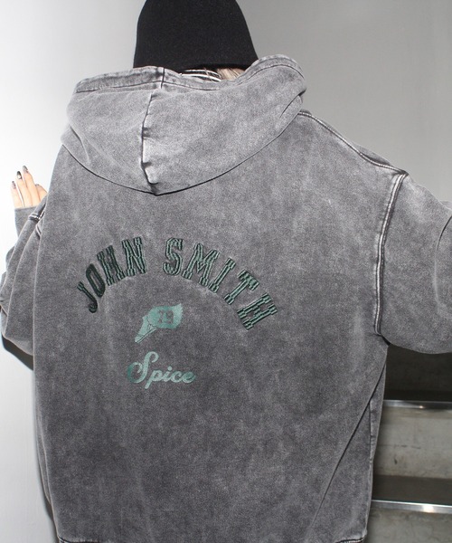 one way（ワンウェイ）の「【oneway Jeans】フード付きBACKロゴプルオーバー（パーカー・レディース・ホワイト/ライトブルー/ブラック/レッド/ライトグリーン・FREE）」の2枚目の写真