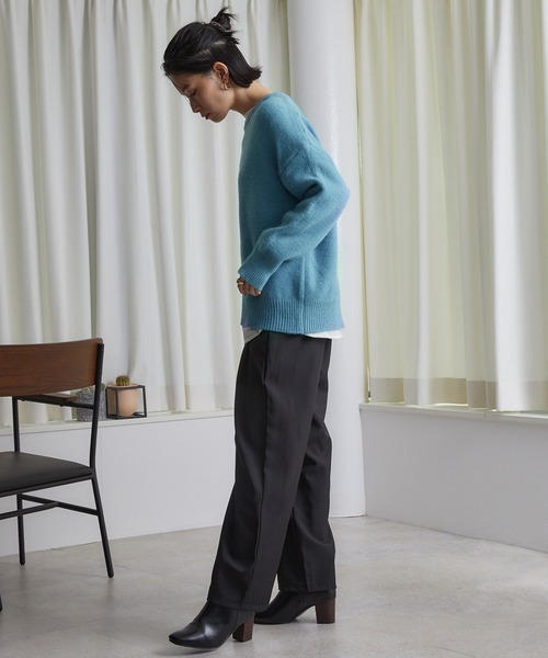 ECRIRE（エクリール）の「ドロップショルダーカラーニット（ニット/セーター・レディース・グリーン/アイボリー/カーキ/サックスブルー/ベージュ・M）」の17枚目の写真