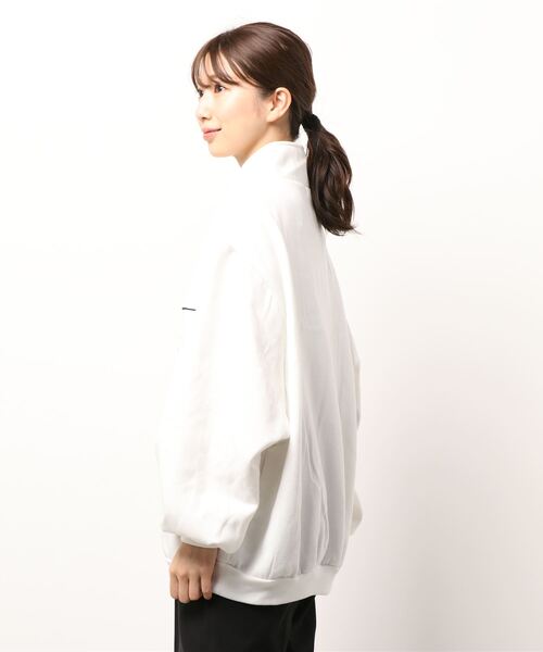 ANAP（アナップ）の「裏起毛ハーフジップ刺繍トップス（スウェット・レディース・ベージュ/パープル/ネイビー/オフホワイト・FREE）」の6枚目の写真