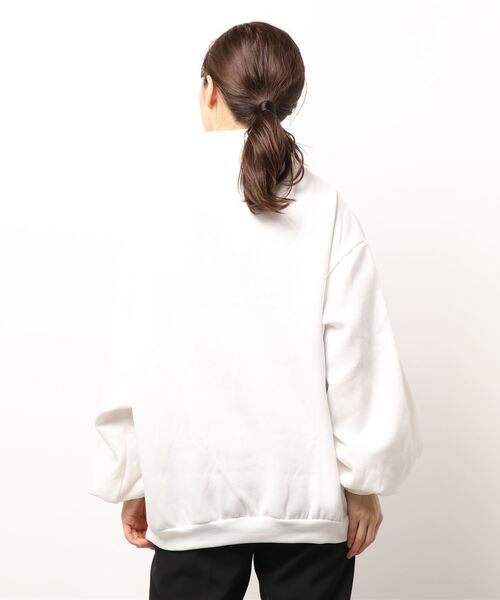ANAP（アナップ）の「裏起毛ハーフジップ刺繍トップス（スウェット・レディース・ベージュ/パープル/ネイビー/オフホワイト・FREE）」の5枚目の写真