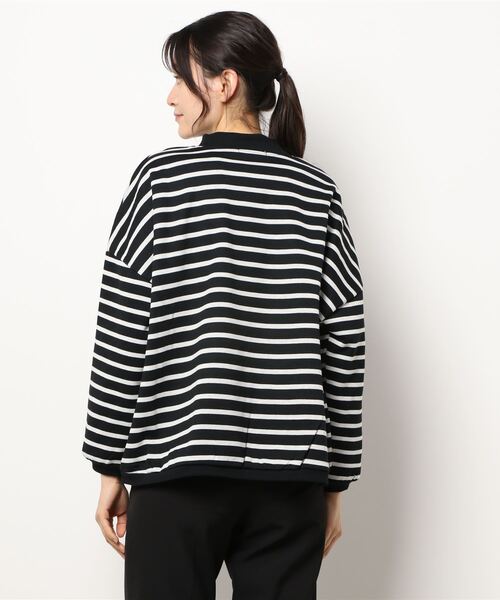 Samansa Mos2 blue(サマンサモスモスブルー)の「ボーダーハイネックスウェット(スウェット・レディース・グレー/ブラック/オフホワイト・フリ-)」の5枚目の写真