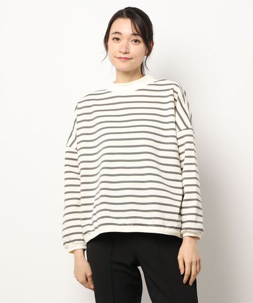Samansa Mos2 blue(サマンサモスモスブルー)の「ボーダーハイネックスウェット(スウェット・レディース・グレー/ブラック/オフホワイト・フリ-)」の6枚目の写真