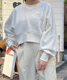 w closet | 刺繍入りクロップドスウェット(スウェット)
