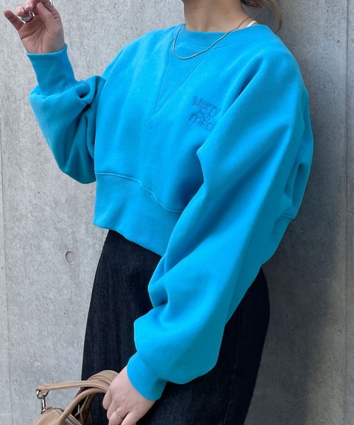 w closet(ダブルクローゼット)の「刺繍入りクロップドスウェット(スウェット・レディース・オフホワイト/ブルー/スミクロ・FREE)」の21枚目の写真