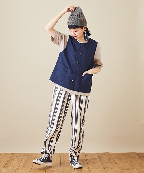 CUBE SUGAR(キューブシュガー)の「麻混スラブ 前後着 2Way ポケット付き 無地 ベスト(ベスト・レディース・チャコールグレー/ネイビー/ナチュラル・M)」の13枚目の写真