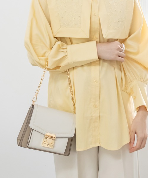 RANDA（ランダ）の「チェーンハンドル2WAYバッグ（ショルダーバッグ・レディース・ブラウン/グリーン/ベージュ/ブラック/ワイン・FREE）」の4枚目の写真