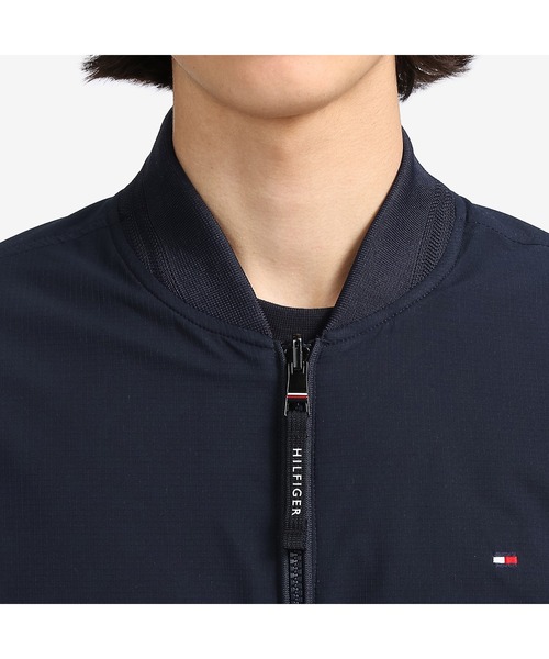 TOMMY HILFIGER(トミーヒルフィガー)の「リバーシブルボンバージャケット(MA-1・メンズ・ネイビー/カーキ・SMALL/MEDIUM/LARGE/X-LARGE)」の7枚目の写真