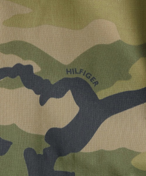 TOMMY HILFIGER(トミーヒルフィガー)の「リバーシブルボンバージャケット(MA-1・メンズ・ネイビー/カーキ・SMALL/MEDIUM/LARGE/X-LARGE)」の17枚目の写真