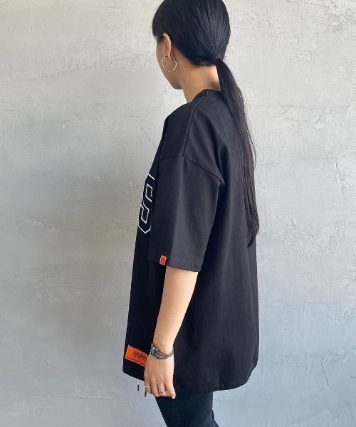 未使用UNIVERSAL OVERALL別注ショートスリーブTシャツ UNIVERSAL OVERALL】別注ショートスリーブTシャツ | [公式