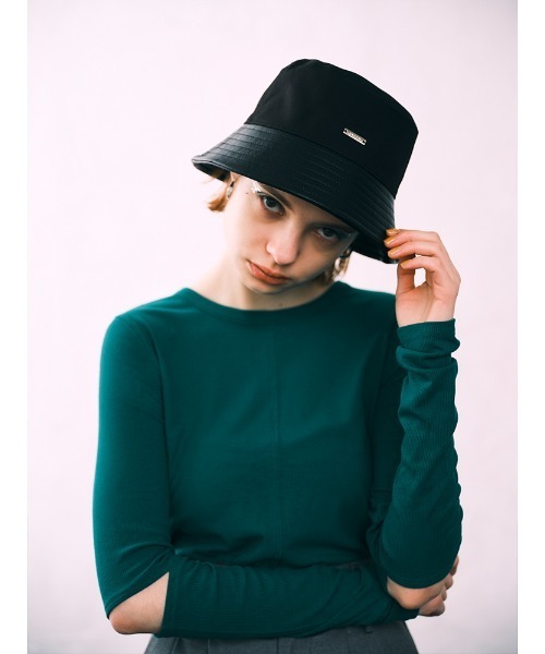 ENVYM(アンビー)の「スリーブカットTOPS(Tシャツ/カットソー・レディース・グリーン/ホワイト/ブラック・FREE)」の4枚目の写真