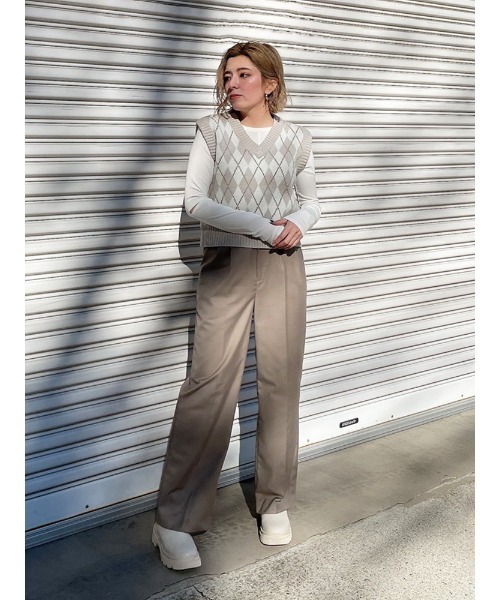 ENVYM(アンビー)の「スリーブカットTOPS(Tシャツ/カットソー・レディース・グリーン/ホワイト/ブラック・FREE)」の13枚目の写真