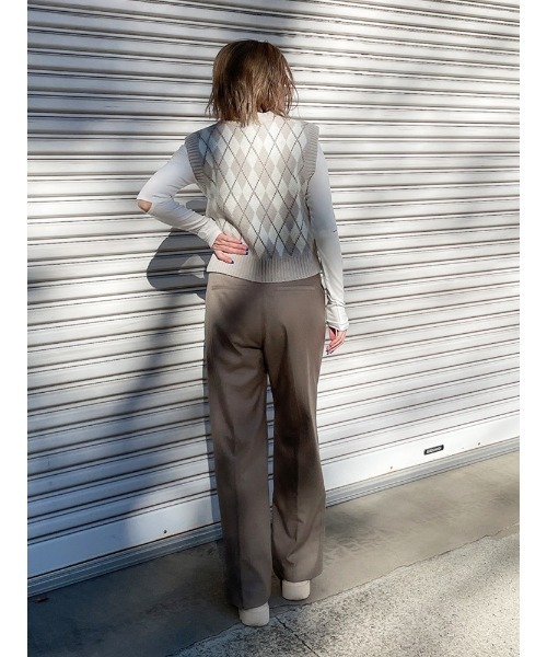 ENVYM(アンビー)の「スリーブカットTOPS(Tシャツ/カットソー・レディース・グリーン/ホワイト/ブラック・FREE)」の14枚目の写真