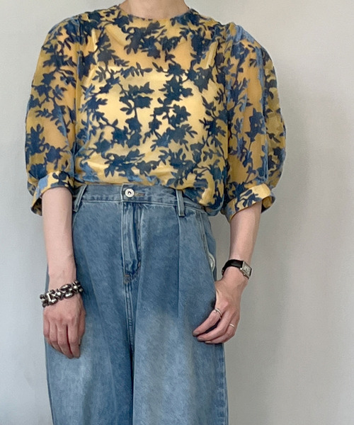 chuclla(チュクラ)の「ベルベット フローラル柄 シアートップ chw22s087【2022/SS】(シャツ/ブラウス・レディース・ブルー/グリーン・FREE)」の12枚目の写真