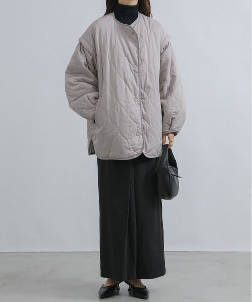 NEUNA（ヌナ）の「【袖部分取り外し可能でベストとしても使える！】【薄手素材で長い季節着用できる】2wayキルティングアウター（ブルゾン・レディース・ブラック/カーキ/グレイッシュベージュ・FREE）」の14枚目の写真