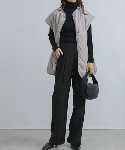NEUNA（ヌナ）の「【袖部分取り外し可能でベストとしても使える！】【薄手素材で長い季節着用できる】2wayキルティングアウター（ブルゾン・レディース・ブラック/カーキ/グレイッシュベージュ・FREE）」の18枚目の写真