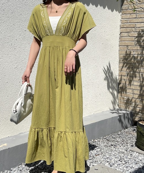 ABITOKYO(アビトーキョー)の「【ABITOKYO×Babコラボ】バックリボンVネックティアード刺繍ワンピース(ワンピース・レディース・ブラック/イエロー/ライトグリーン/サンドベージュ・FREE)」の19枚目の写真