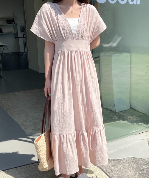ABITOKYO(アビトーキョー)の「【ABITOKYO×Babコラボ】バックリボンVネックティアード刺繍ワンピース(ワンピース・レディース・ブラック/イエロー/ライトグリーン/サンドベージュ・FREE)」の17枚目の写真