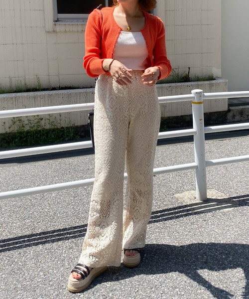 archives（アルシーヴ）の「短丈リブカーディガン（ニット/セーター・レディース・オフホワイト/ブラック/ブルー/ピンク/オレンジ・MEDIUM）」の8枚目の写真