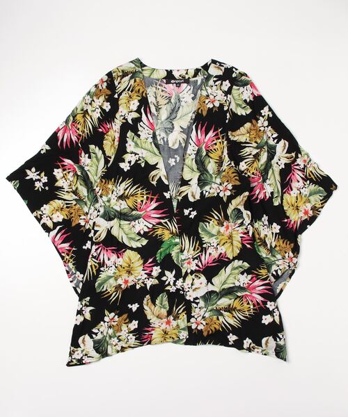 rip curl（リップカール）の「【RIPCURL（リップカール）】ON THE COAST KIMONO/レディースレーヨン半端袖総柄シャツ（シャツ/ブラウス・レディース・ブラック/ナチュラル・SMALL/MEDIUM/X-SMALL）」の5枚目の写真
