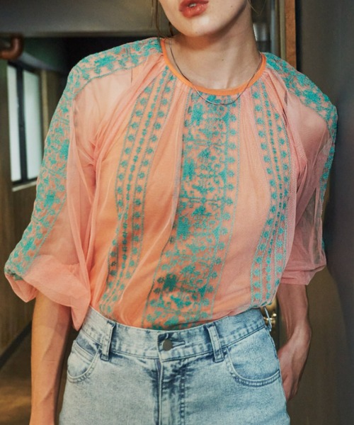 Unitage（ユニテージ）の「チュール刺繍ブラウス（シャツ/ブラウス・レディース・ピンク/ナチュラル・FREE）」の17枚目の写真