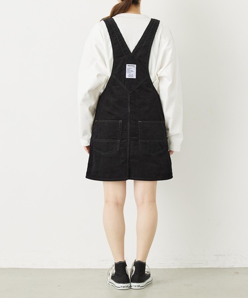 MILKFED.（ミルクフェド）の「CORDUROY MINI JUMPER SKIRT（ジャンパースカート・レディース・ブラック/ブルー/ベージュ・S/M）」の6枚目の写真