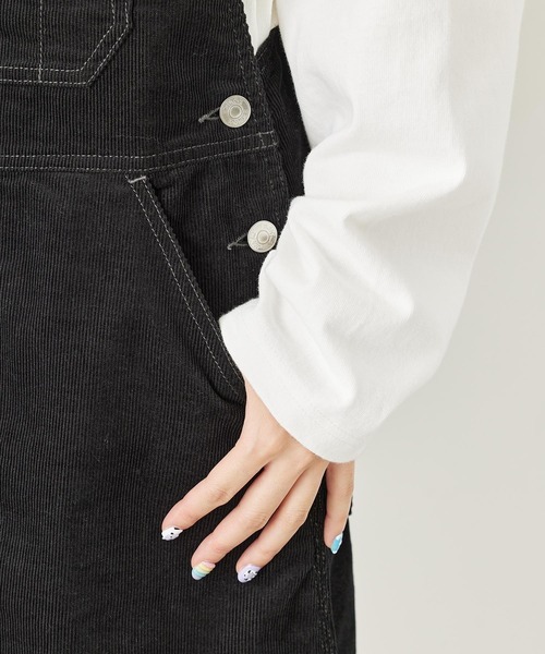 MILKFED.（ミルクフェド）の「CORDUROY MINI JUMPER SKIRT（ジャンパースカート・レディース・ブラック/ブルー/ベージュ・S/M）」の9枚目の写真