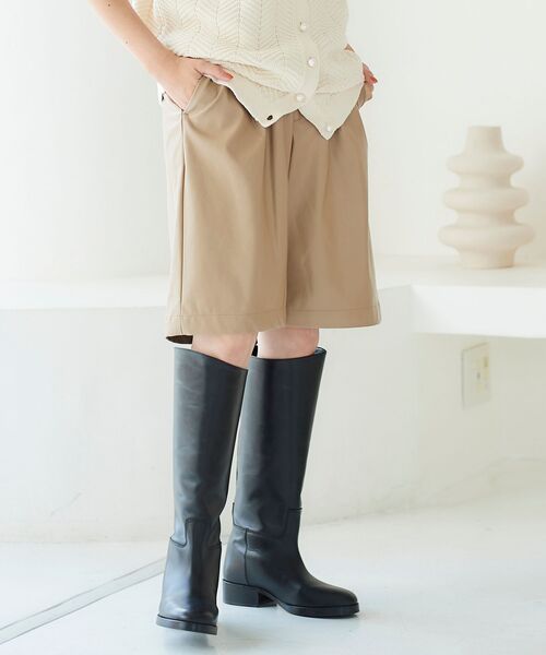 le.coeur blanc（ルクールブラン）の「フェイクレザーハーフパンツ（その他パンツ・レディース・ブラック/ベージュ・38）」の20枚目の写真