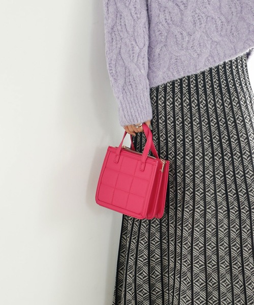 GeeRA（ジーラ）の「キルティングスクエアバッグ（ショルダーバッグ・レディース・ブラック/ピンク/グリーン・FREE）」の10枚目の写真