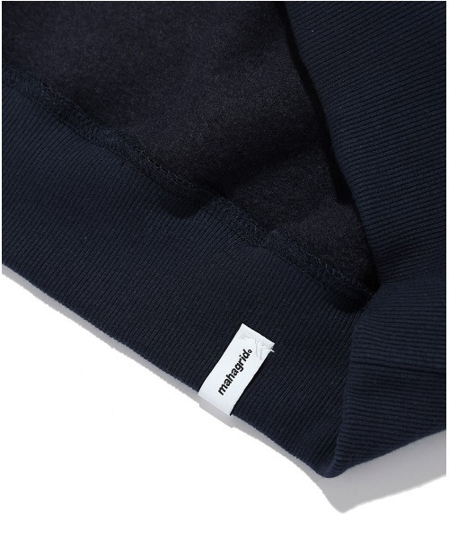 MAHAGRID(マハグリッド)の「『mahagrid/マハグリッド』FUZZIES SWEATSHIRT/ファジーズデザイン スウェットシャツ(スウェット・レディース・ブラック/ネイビー・M/L/XL/S)」の15枚目の写真