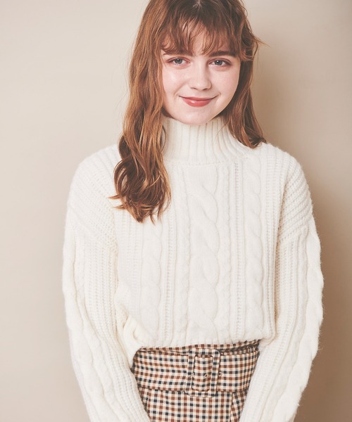 31 Sons de mode（トランテアン　ソン　ドゥ　モード）の「モックネックケーブルニット（ニット/セーター・レディース・オフホワイト/ラベンダー/ライトグリーン・36）」の19枚目の写真