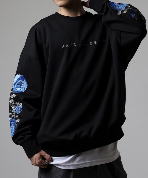 RE730(アールイーセブンサーティー)の「Sleeve rose embroidery wide sweatshirt / 袖ローズ刺繍 ワイドスウェット unisex(スウェット・メンズ・ブラック/ホワイト・L/XL/M)」の8枚目の写真