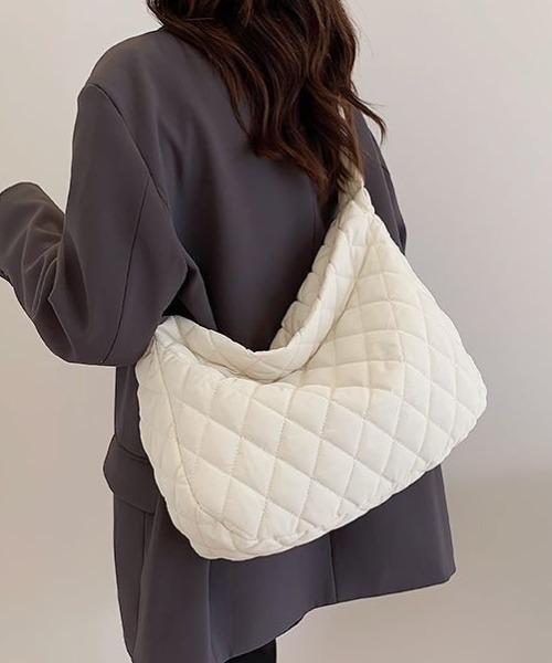 DIAVEL（ディアベル）の「キルティングショルダーバッグ（ショルダーバッグ・レディース・ホワイト/ブラック・F）」の9枚目の写真