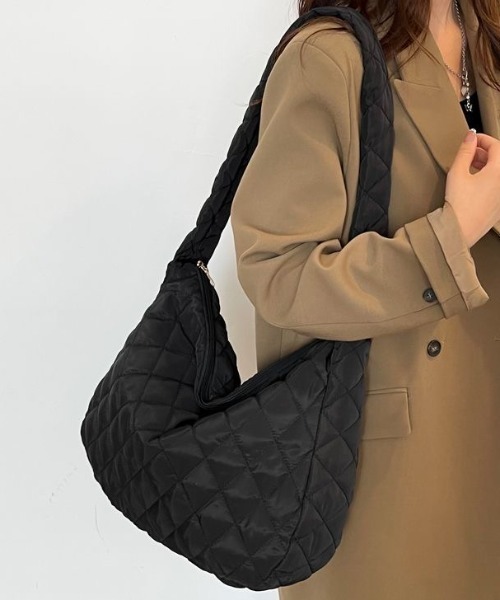 DIAVEL（ディアベル）の「キルティングショルダーバッグ（ショルダーバッグ・レディース・ホワイト/ブラック・F）」の22枚目の写真