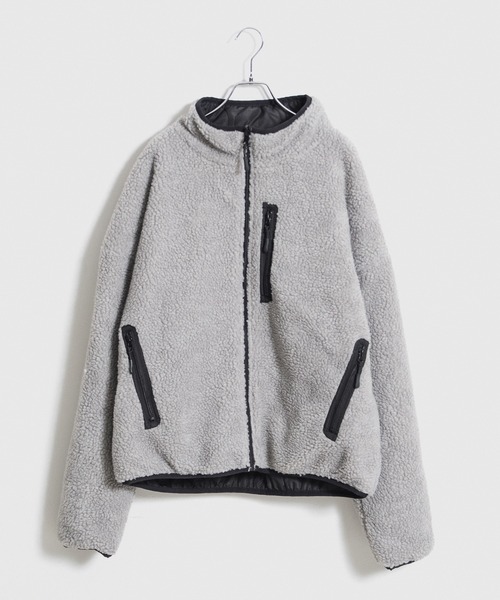 THE HITSS（ヒッツ）の「【THE HITSS】ビッグシルエット シープボア キルティング リバーシブル パデッドブルゾン（ブルゾン・メンズ・ネイビー/ブラック/ベージュ/グレー/アニマル/アイボリー・M/L）」の4枚目の写真