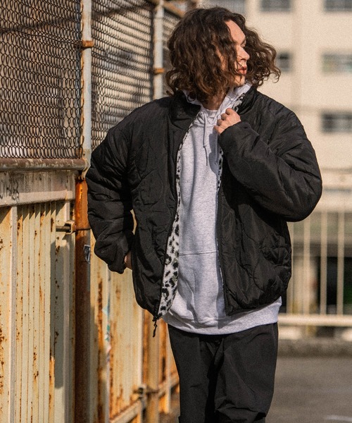 THE HITSS（ヒッツ）の「【THE HITSS】ビッグシルエット シープボア キルティング リバーシブル パデッドブルゾン（ブルゾン・メンズ・ネイビー/ブラック/ベージュ/グレー/アニマル/アイボリー・M/L）」の12枚目の写真