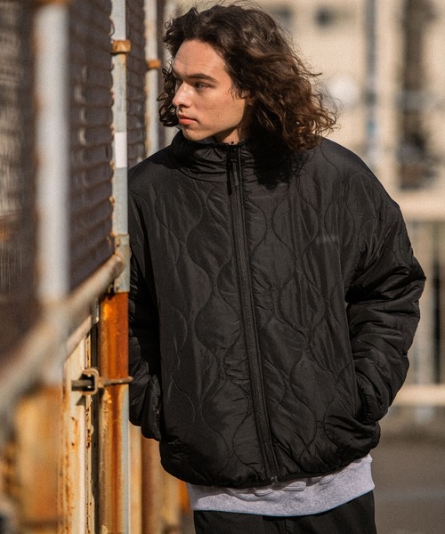 THE HITSS（ヒッツ）の「【THE HITSS】ビッグシルエット シープボア キルティング リバーシブル パデッドブルゾン（ブルゾン・メンズ・ネイビー/ブラック/ベージュ/グレー/アニマル/アイボリー・M/L）」の15枚目の写真