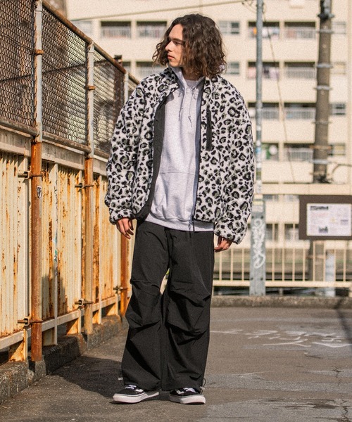 THE HITSS（ヒッツ）の「【THE HITSS】ビッグシルエット シープボア キルティング リバーシブル パデッドブルゾン（ブルゾン・メンズ・ネイビー/ブラック/ベージュ/グレー/アニマル/アイボリー・M/L）」の18枚目の写真